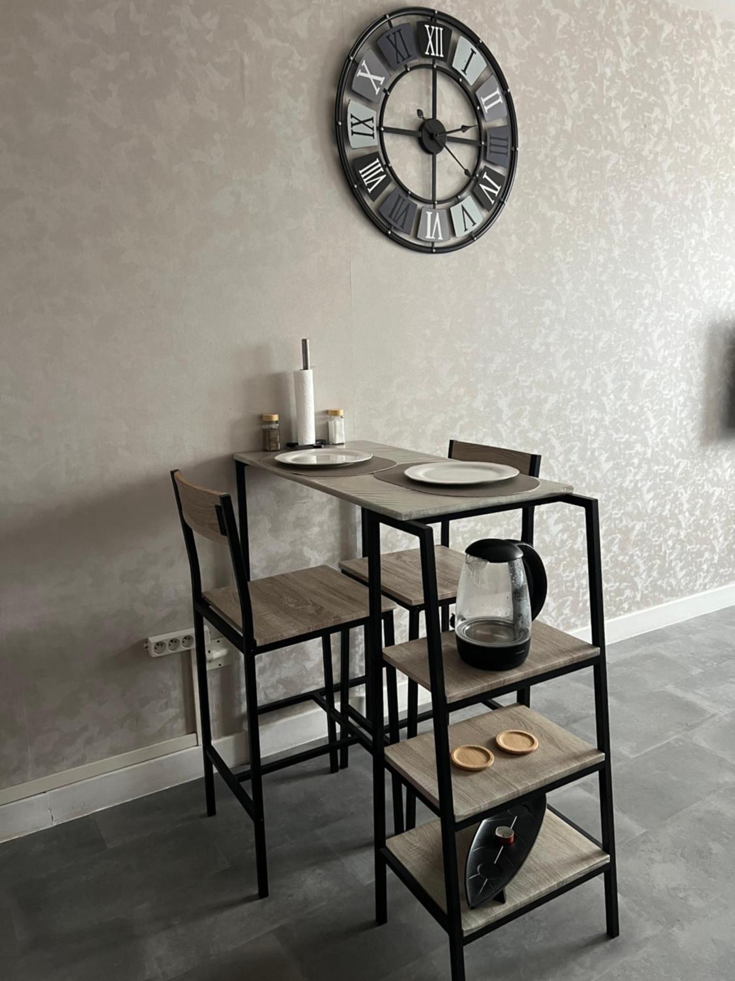 Joli Studio Avec Parking Prive, Bien Situe Moulins  Extérieur photo